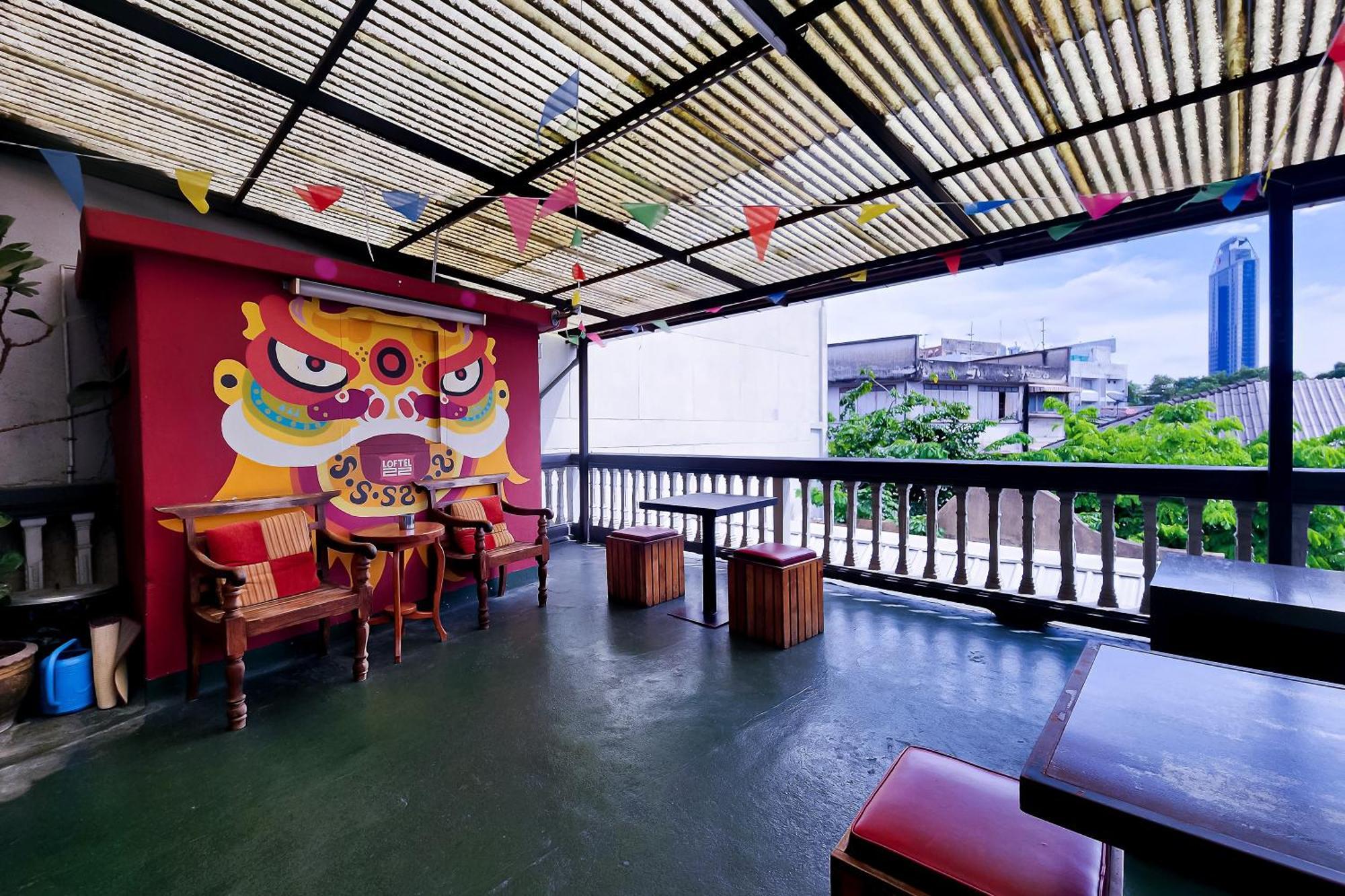 Loftel 22 Hostel Bangkok Exterior photo