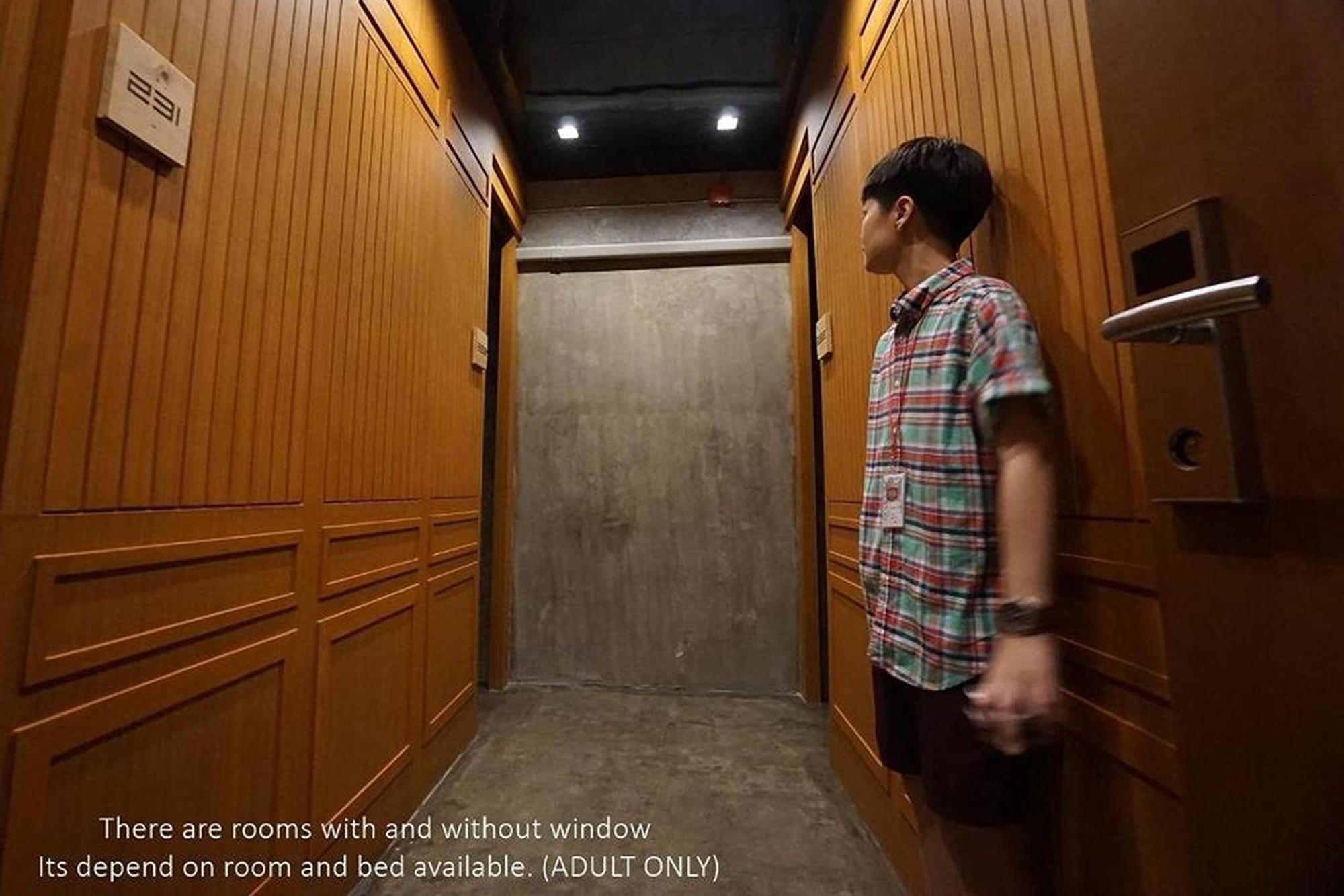 Loftel 22 Hostel Bangkok Exterior photo